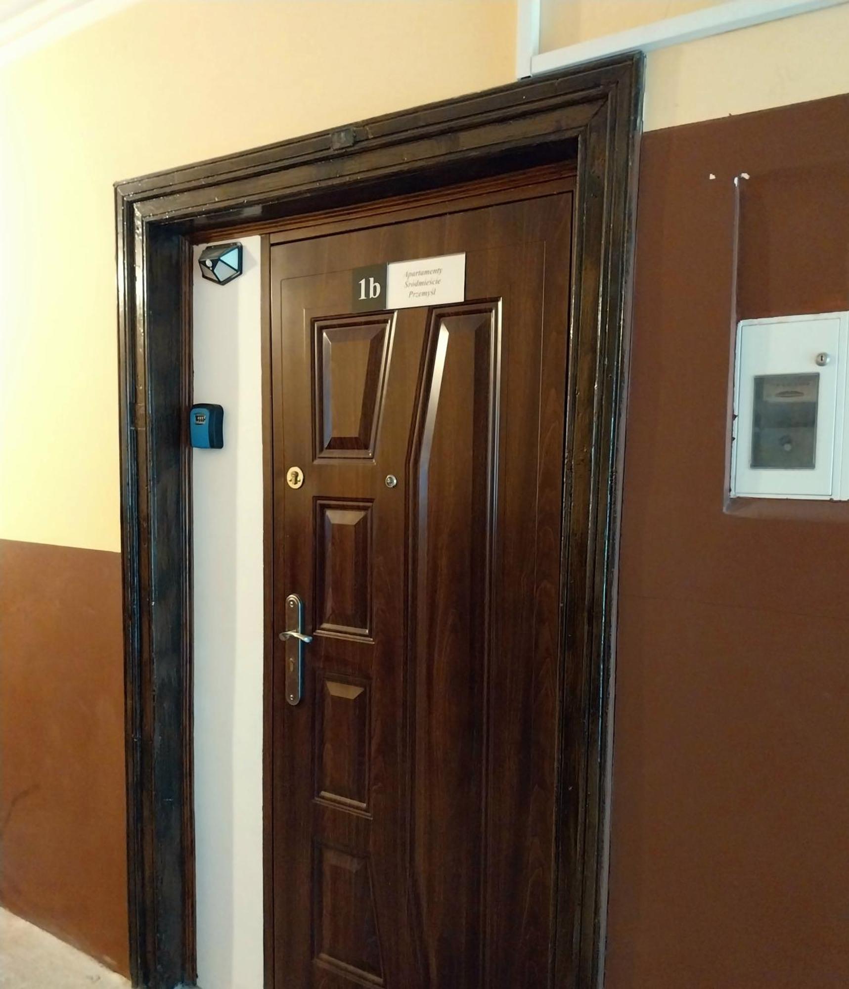 Apartament Srodmiescie Przemysl Ngoại thất bức ảnh